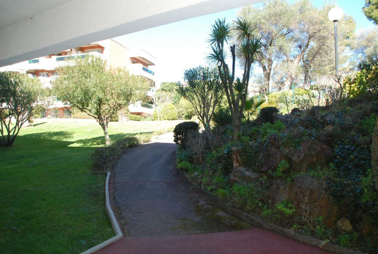 Studio - Juan Les Pins - Proximite Plages Antibes Eksteriør bilde